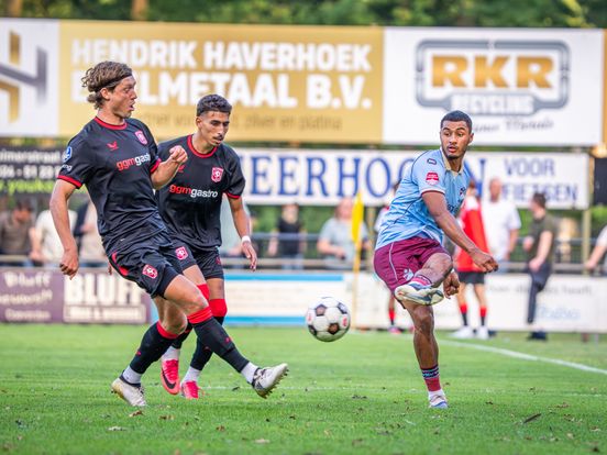 De Franse Jannes maakt indruk bij FC Emmen: 'De bal brandt niet aan mijn voeten'