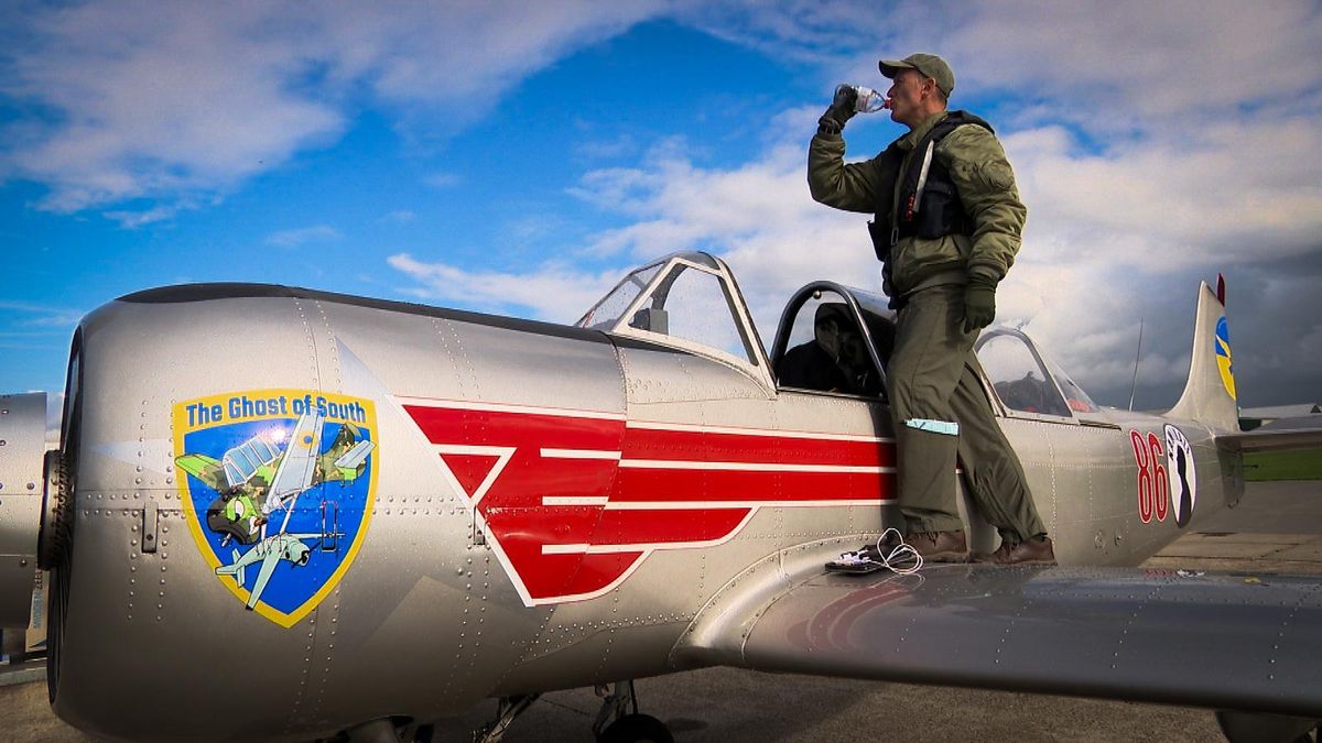 Vliegtuig dat Russische drones moet neerhalen landt in Zeeland: 'Hiermee redden we duizenden levens'