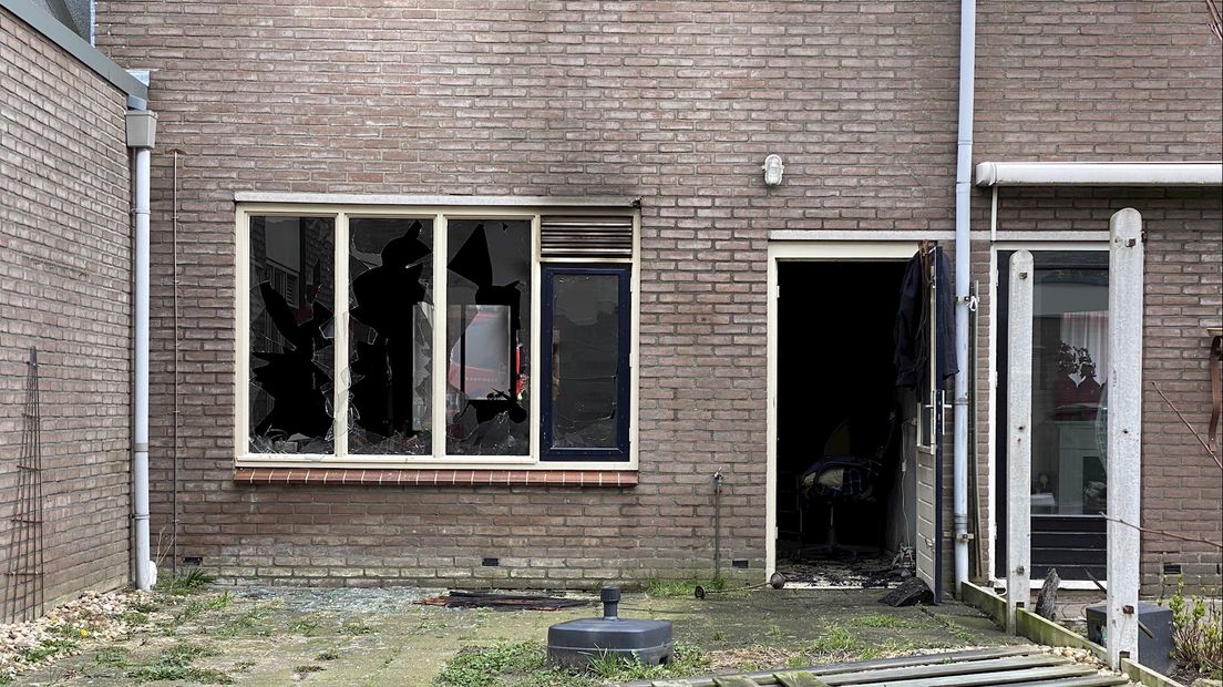 Brand in huis Van Zalingenstraat Deventer, buurman redt bewoonster