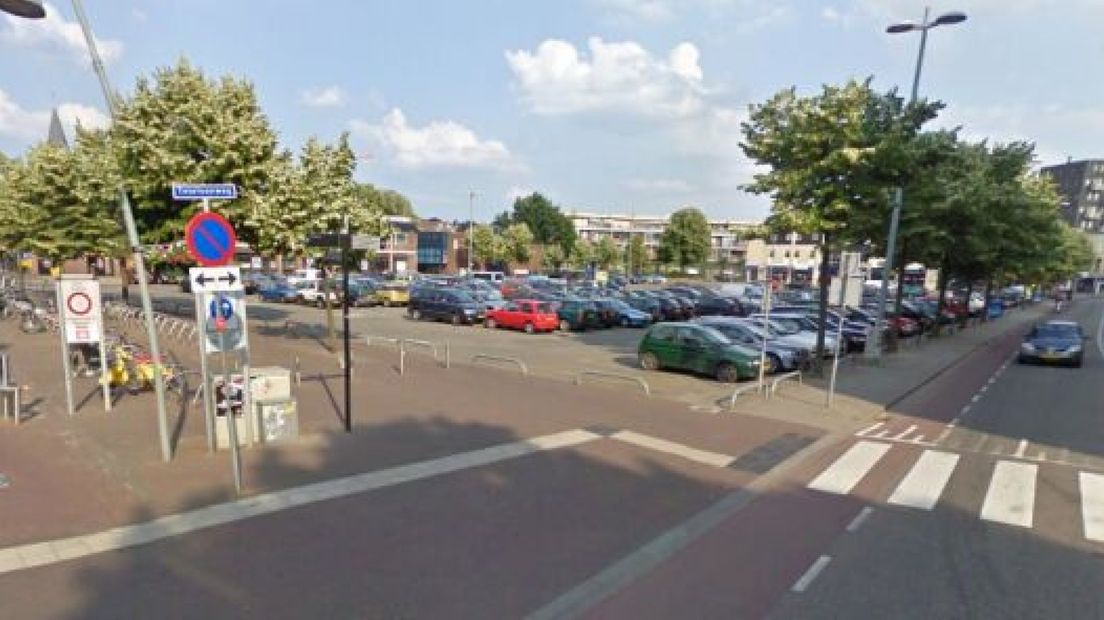 Vrouw in gezicht gestoken in Ede