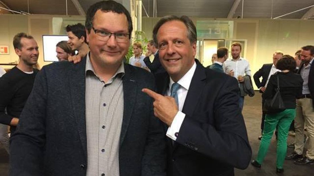 Rutger Schonis met Alexander Pechtold op het D66-congres