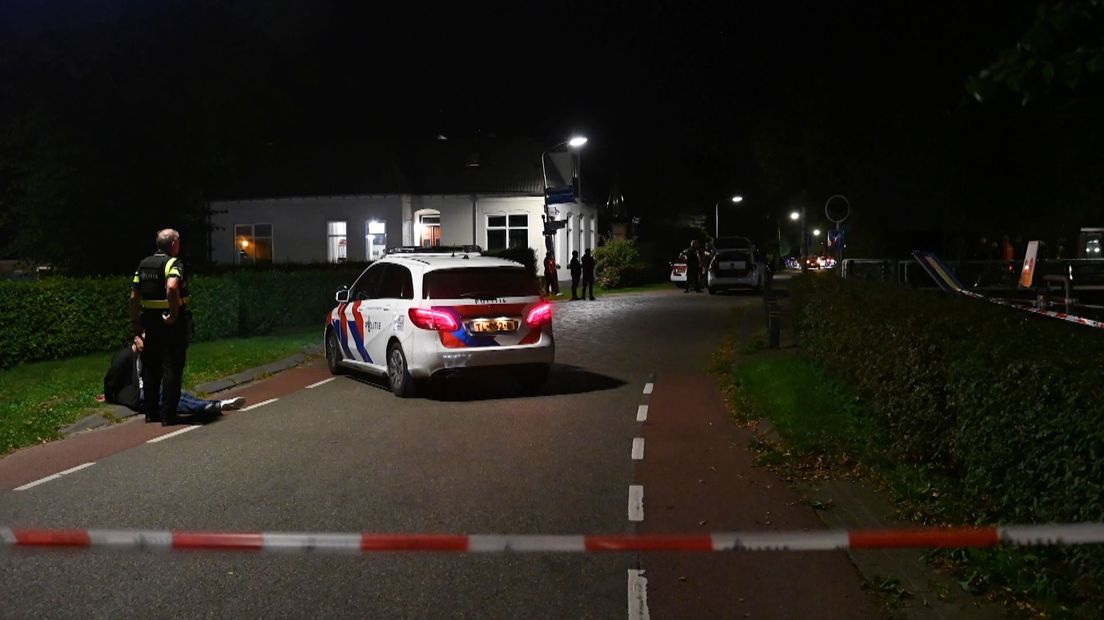 Er is volop politie aanwezig in Kiel-Windeweer