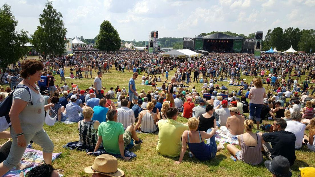 Qbuzz zet extra bussen in tijdens festivals in Grolloo en Emmen (Rechten: archief RTV Drenthe/Nico Swart)