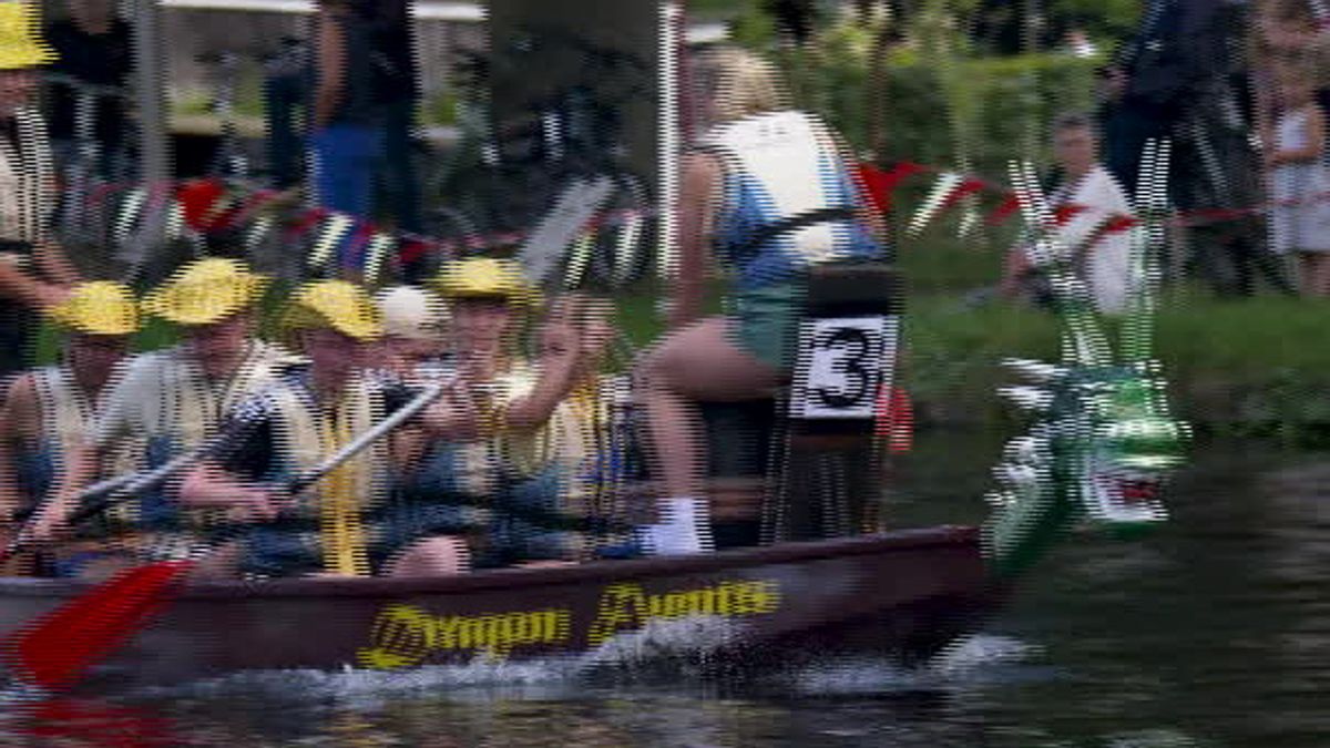 Drakenbootrace in Dieverbrug