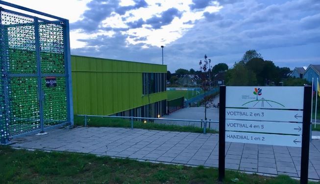 Het Dakpark op de A4 bij Schiedam