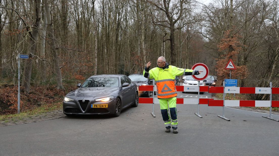 Verkeersregelaars laten niemand er meer door.