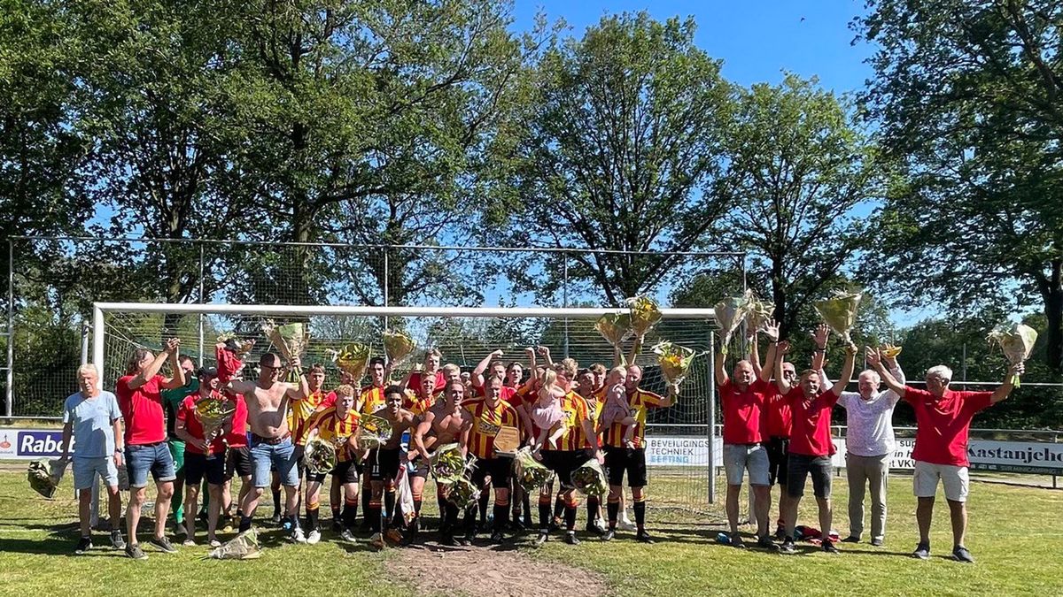 VAKO verslaat Bargeres en promoveert naar de 4e klasse