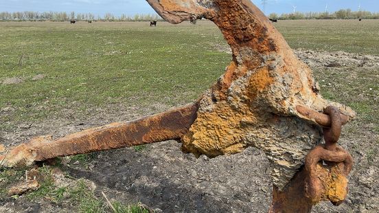 Eeuwenoud anker duikt op in natuurgebied: 'Dit is echt onwijs bijzonder'