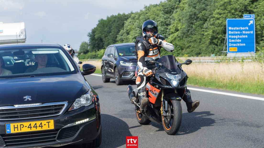 Motorrijders vermaakten zich prima tijdens de UiTTocht (Rechten: RTV Drenthe / Kim Stellingwerf)