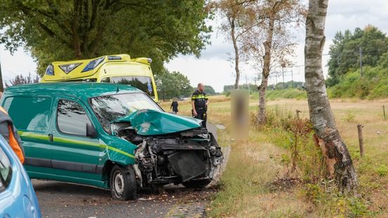 Twee gewonden bij ongeluk in Stuifzand, bestuurder aangehouden Nieuws