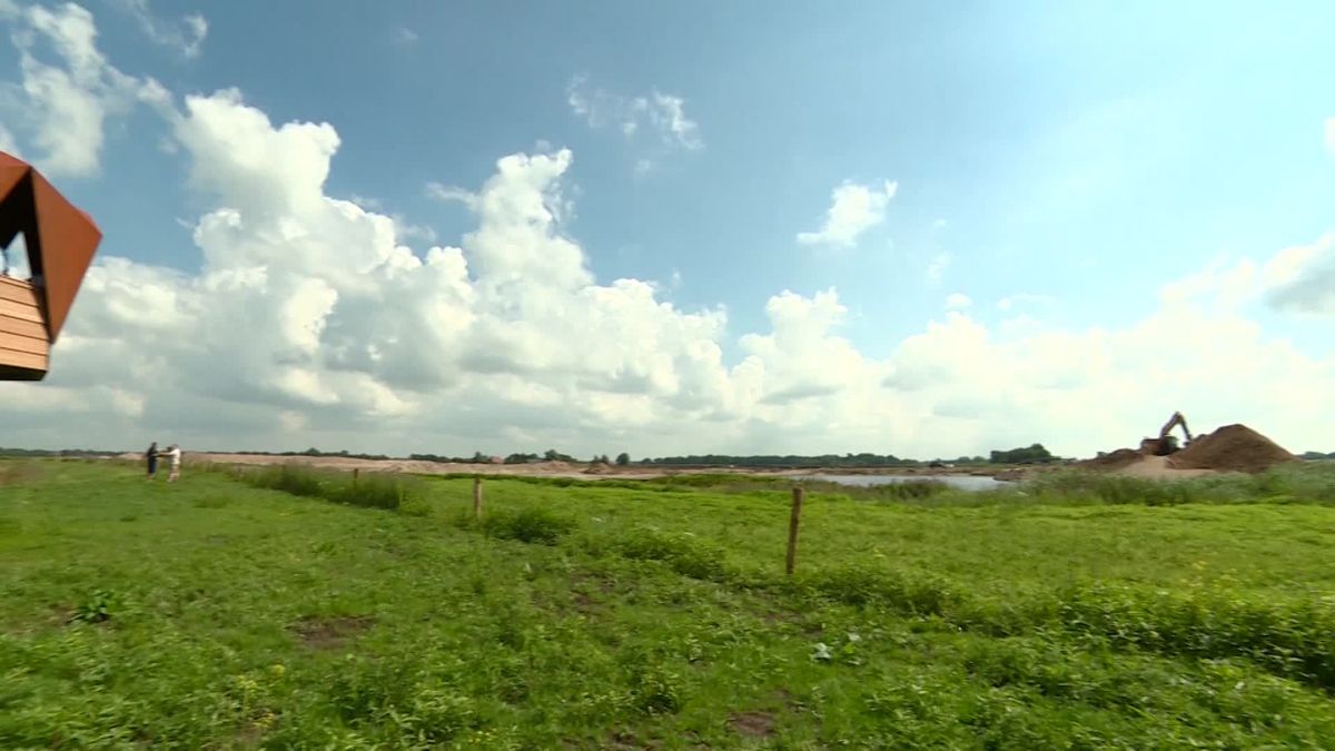 De nieuwe uitkijktoren van Oudega