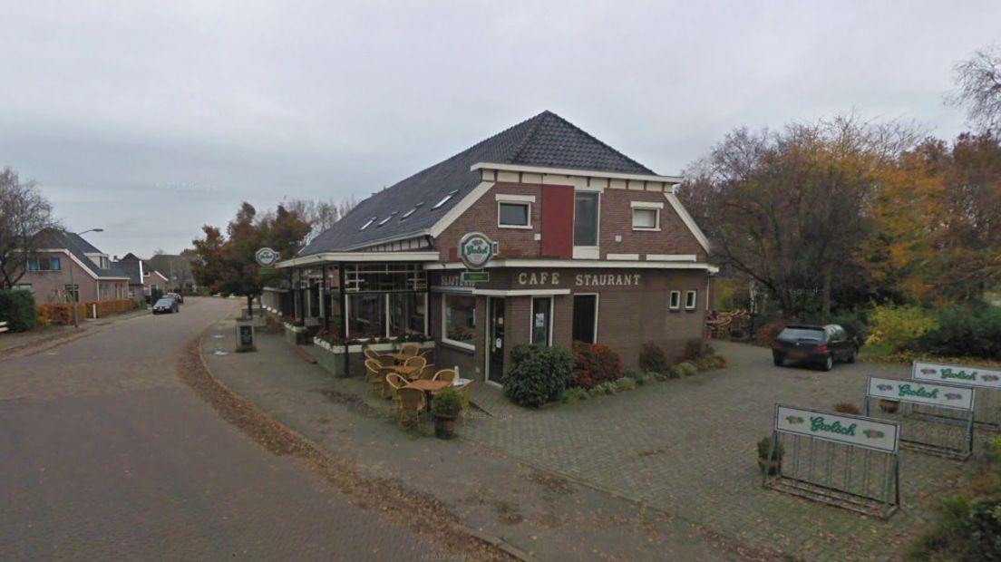 Café-restaurant Hofsteenge (Rechten: Google Streetview)