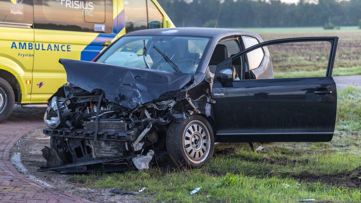 Veel schade bij ongeluk in Hoornsterzwaag