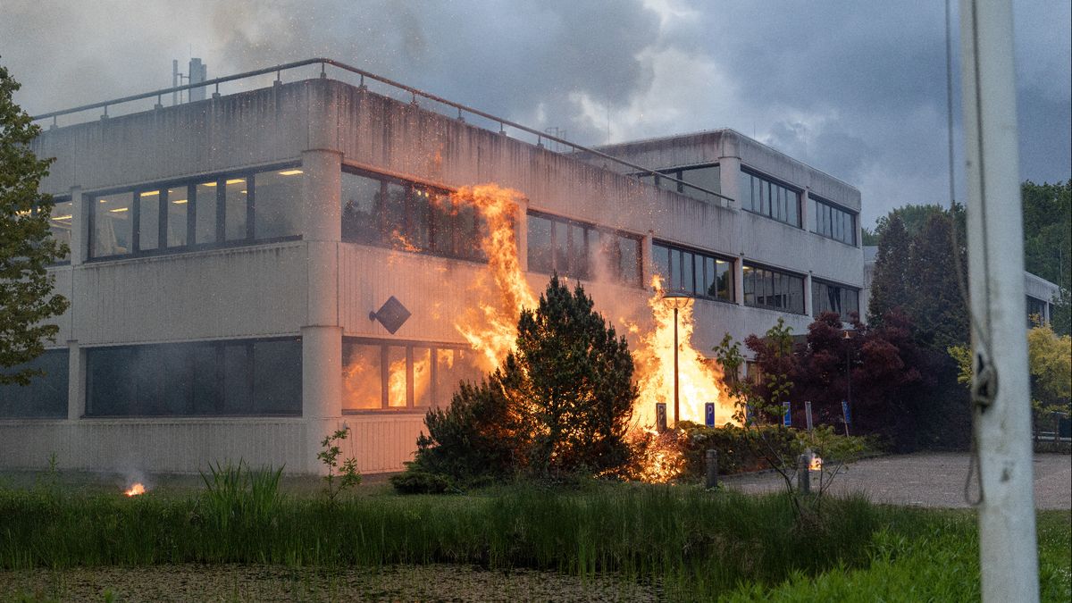 Minderjarige Amersfoorter aangehouden bij rellen bij noodopvang Loosdrecht