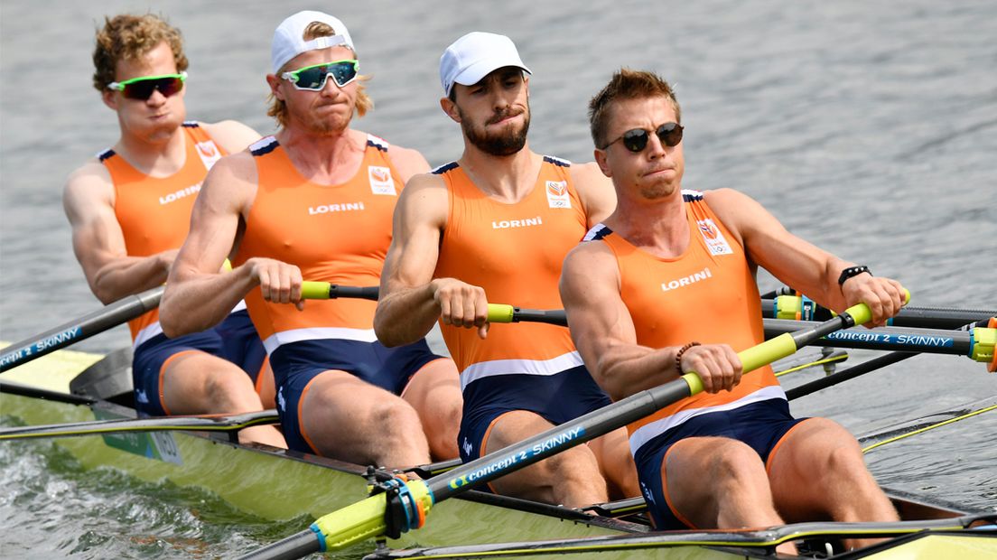 Peter van Schie (tweede van rechts) op de Olympische Spelen.