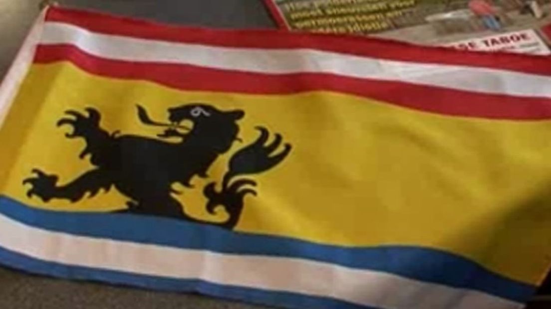 Zeeuws-Vlaamse vlag krijgt nieuwe eigenaar