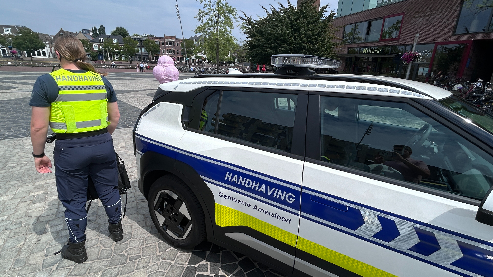 Aanpak Eemplein lijkt effect te hebben: overlast neemt af volgens ondernemers