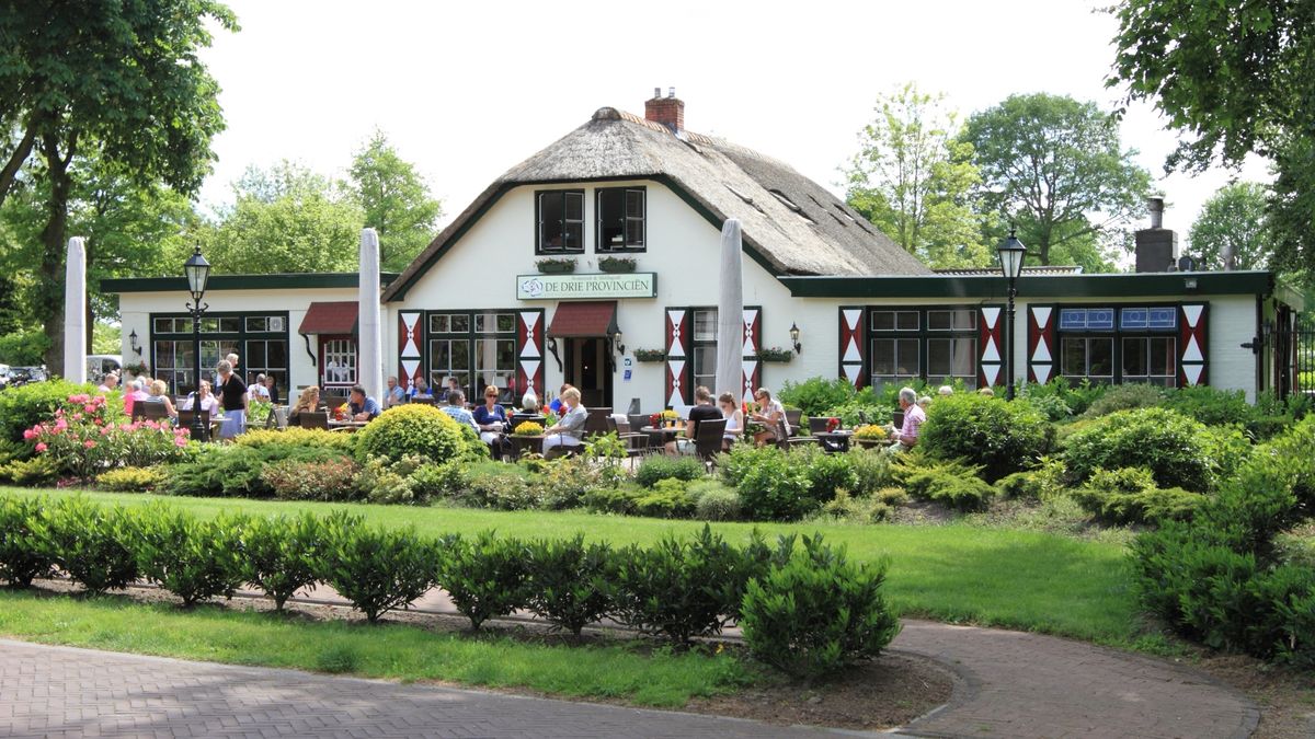 De Drie Provinciën in Een West wint prijs voor beste restaurant RTV Noord De Drie Provinciën in Een West wint prijs voor beste restaurant RTV Noord