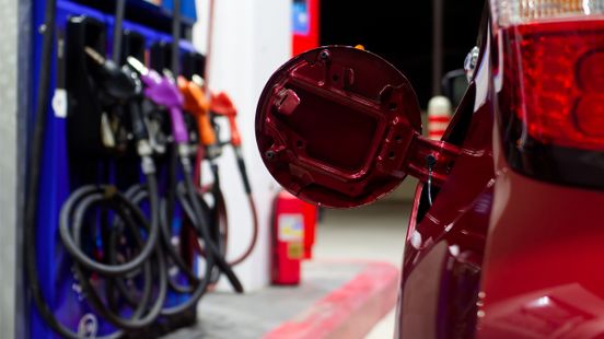 Man steelt 1.000 liter brandstof met omgebouwde bus in Blokzijl Home