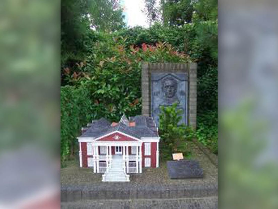 Herdenkplaats voor George Maduro in Madurodam