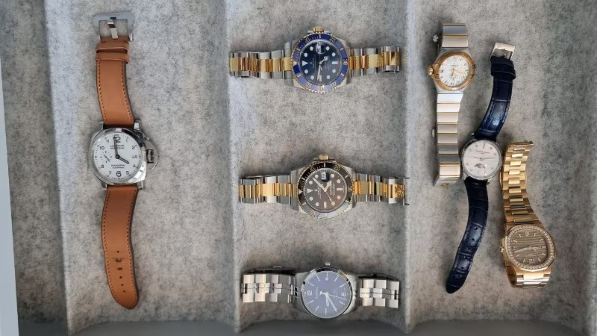 Bij het doorzoeken van de woningen werden onder andere horloges in beslag genomen.