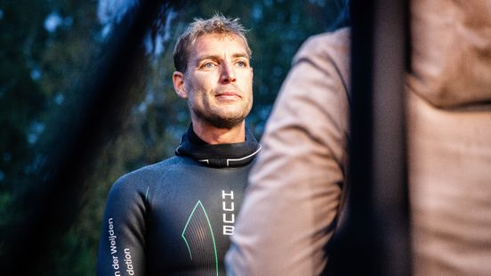 Maarten van der Weijden stopt definitief met 22-stedenzwemtocht Home
