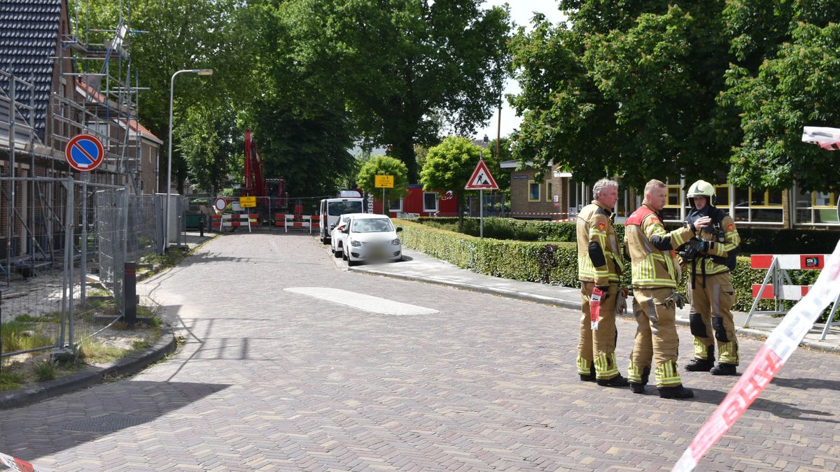 112 Nieuws: Gasleiding geraakt bij werkzaamheden in Blokzijl | Scooterrijder aangereden in Kampen