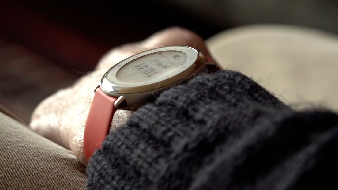 Smartwatch meet de hele dag het verloop van Parkinson.