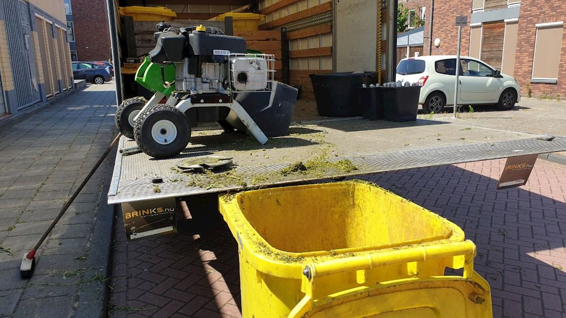 Huiszoeking aan de Steenbokstraat in Enschede