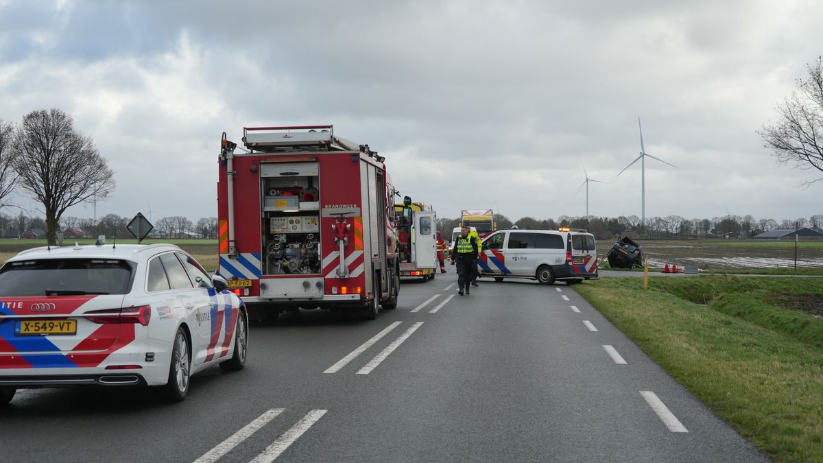 Twee gewonden bij ongeluk op Drentse Mondenweg