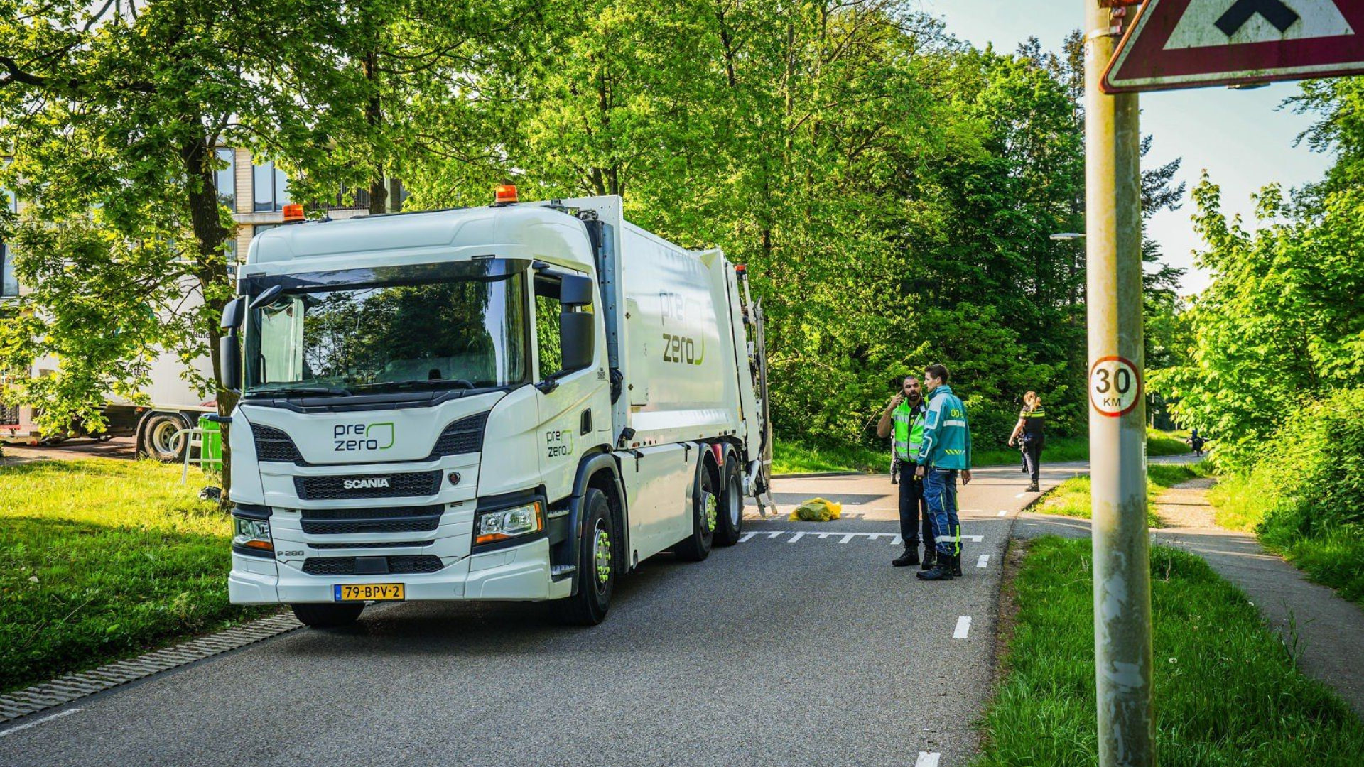 Man Die In Vuilniswagen Terechtkwam Overleden - Omroep Gelderland