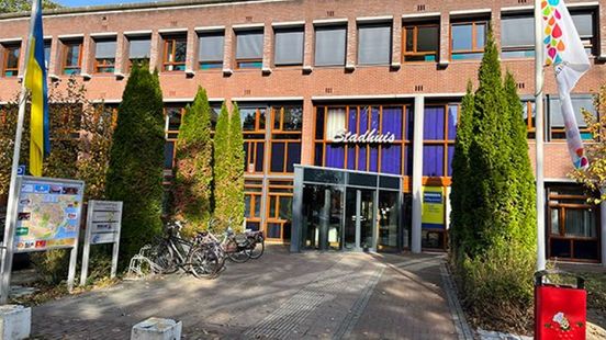 Meerderheid raad Tiel wil tweede informateur en meer openheid