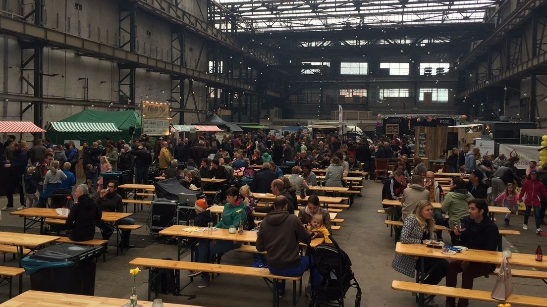 Drukte in de Machinefabriek in Vlissingen voor Machine Cuisine