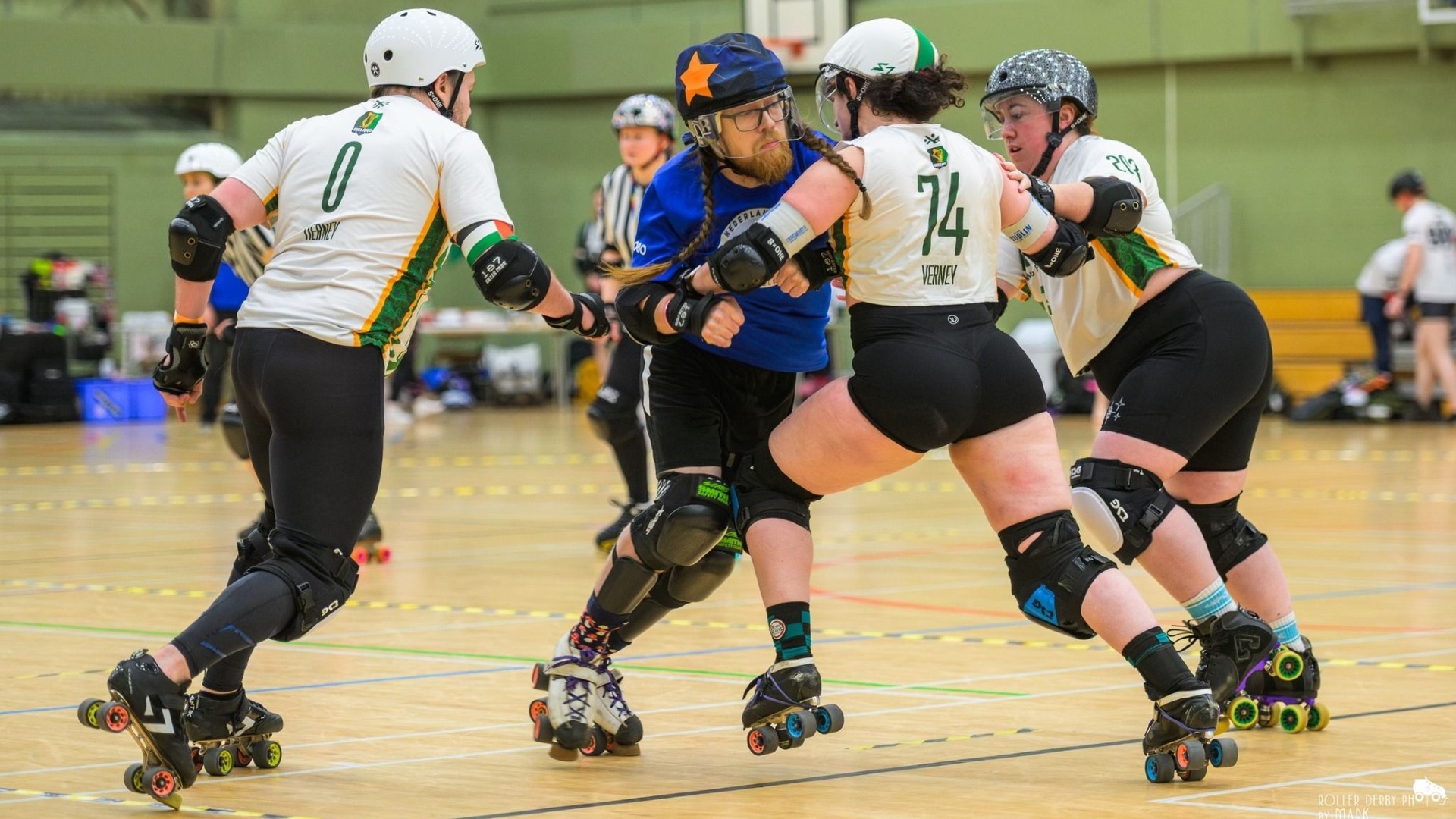 Vier Groningers bij WK roller derby: ‘Het gaat er hard aan toe, maar de mensen zijn hartelijk’