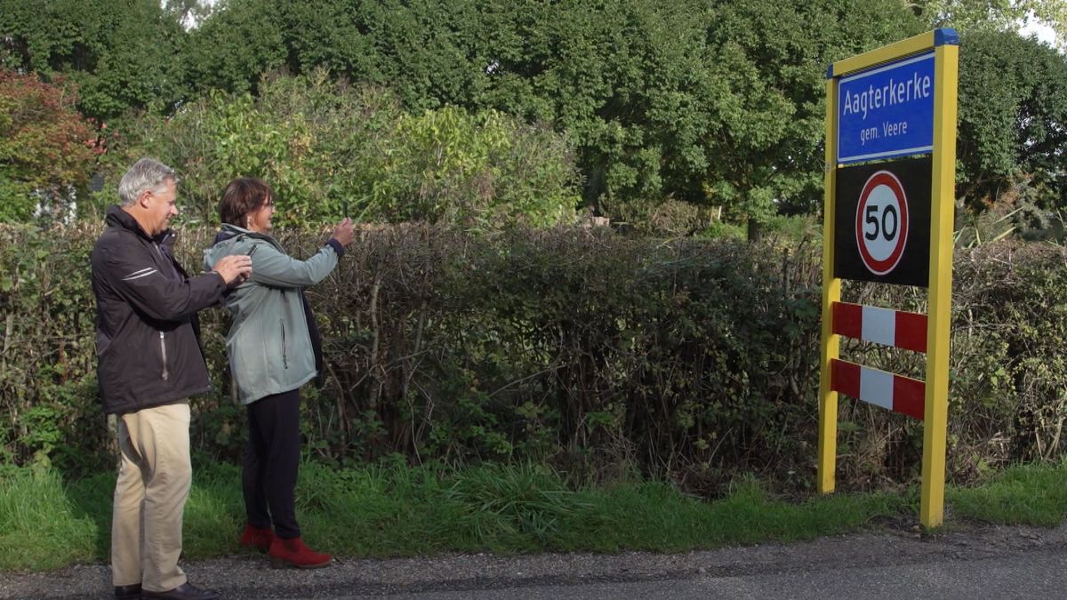Fout plaatsnaambord Aagterkerke kan weer retour: 'Hier heeft iemand zitten slapen'