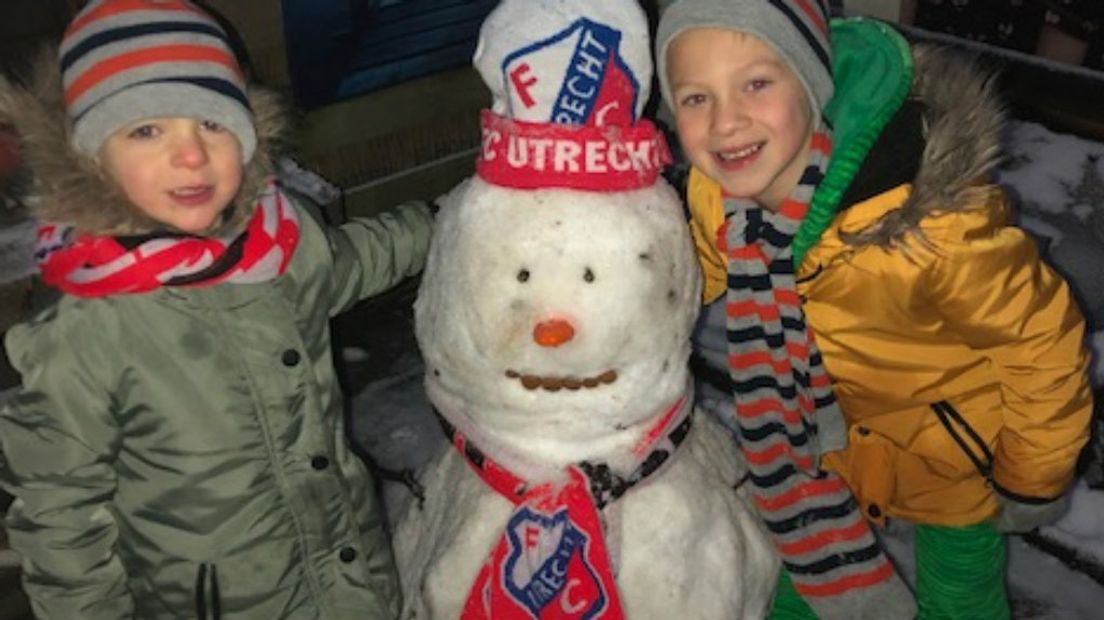 Sneeuwpop in Sterrenwijk is klaar voor Heerenveen-FC Utrecht