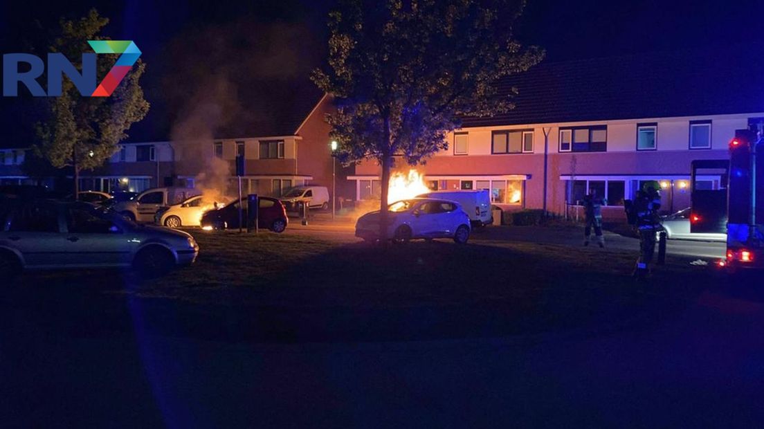 Brandende auto's Mariahof Druten