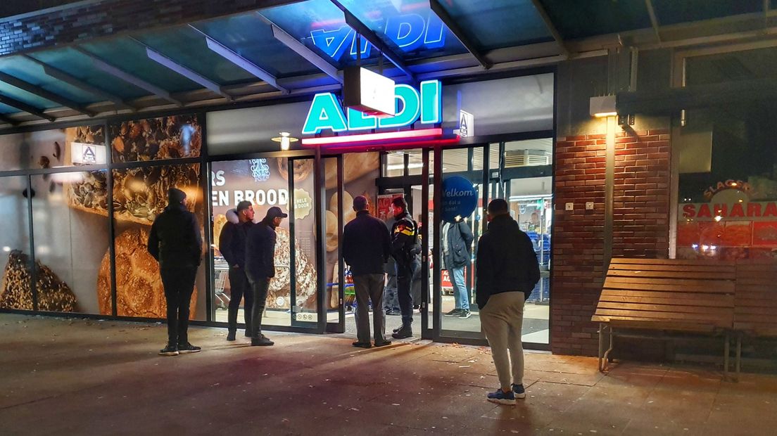 Politie doet onderzoek na overval op Aldi