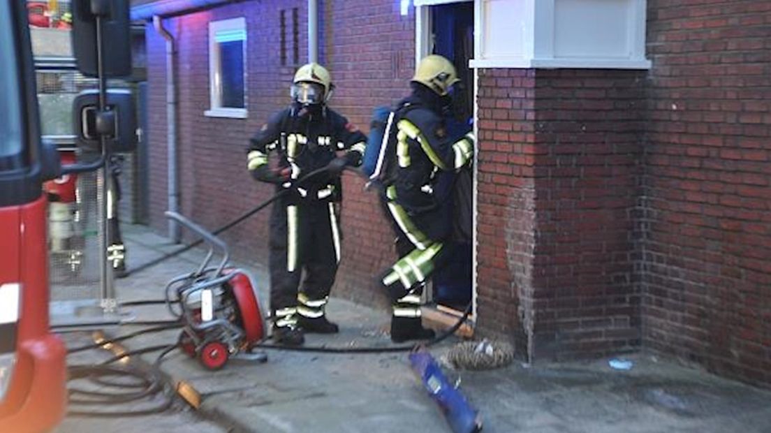 Huis in Almelo onbewoonbaar na brand