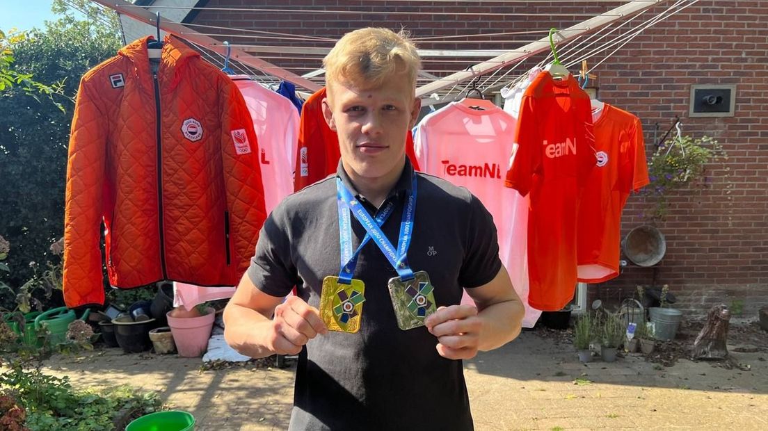 Europees kampioen Lars met zijn medailles