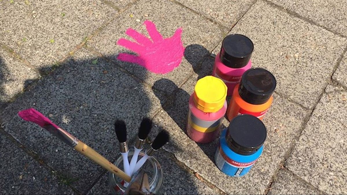 Zwaaihandjes Zwolse wijk Wipstrik nog steeds een succes: 'Het stimuleert contact'