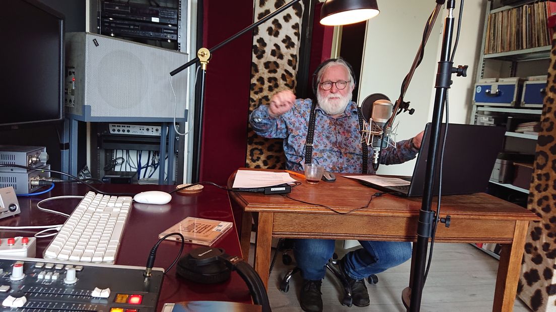 Henk in de Lockdownstudio