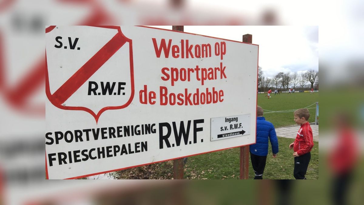 Sportvereniging RWF in Frieschepalen krijgt kunstgrasveld