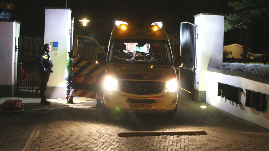 Ambulance voor het recreatiepark in Noordwijk