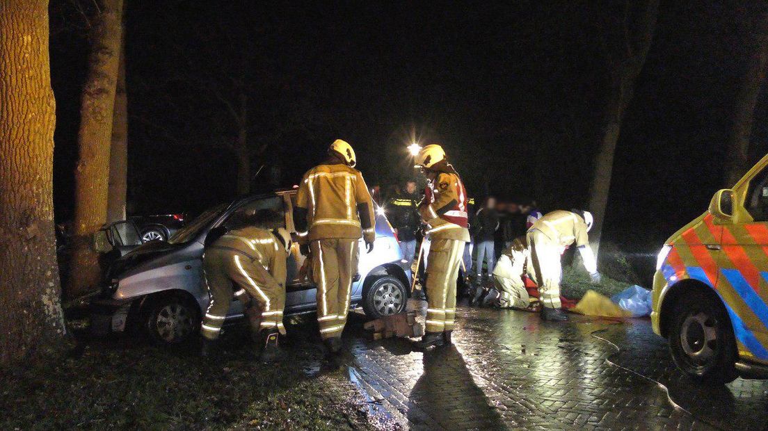 De brandweer moest één inzittende bevrijden (Rechten: Persbureau Meter)