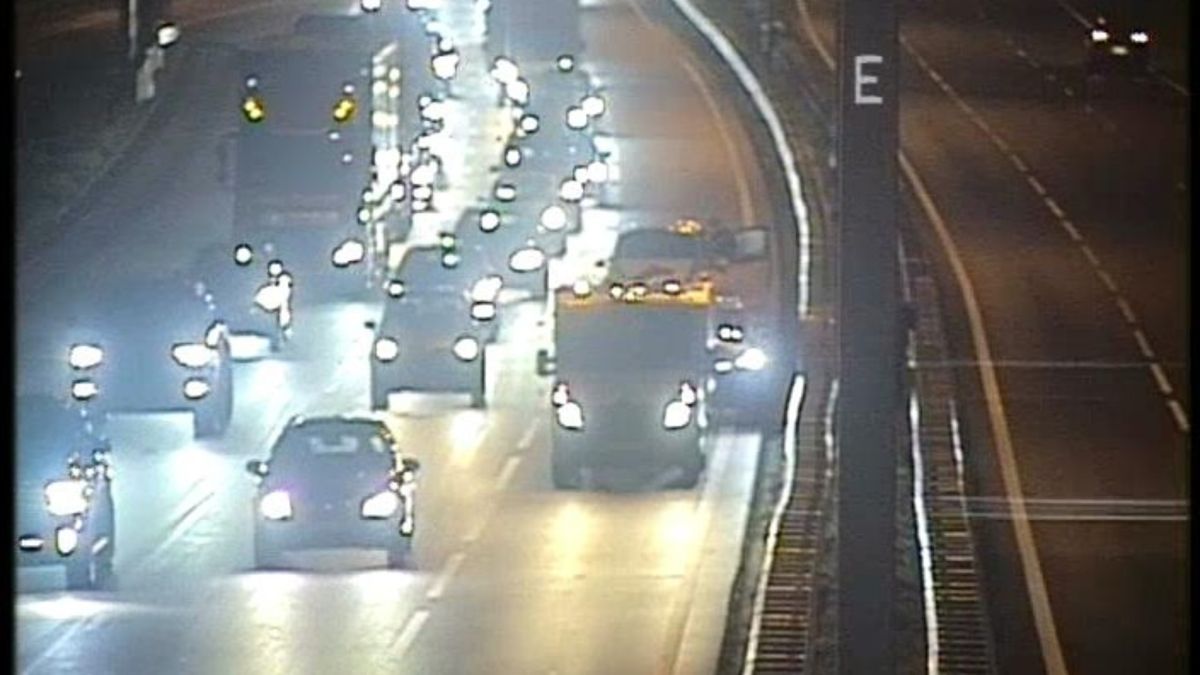 Flinke file op A12 bij Veenendaal na ongeluk, rijstroken weer vrij