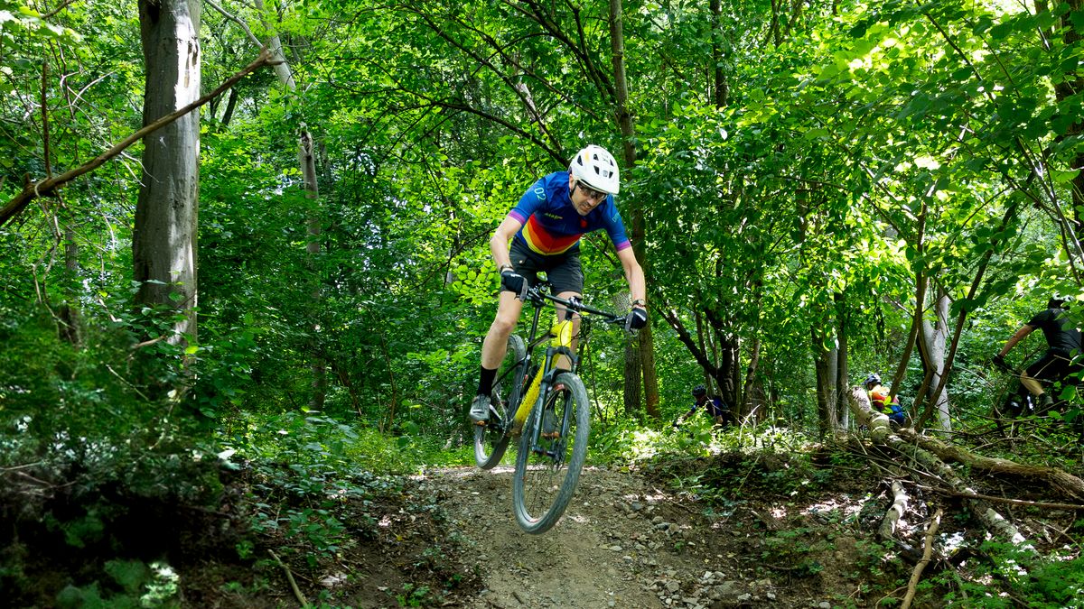 Voormalige vuilstortplaats is nu erkend mountainbikeparcours