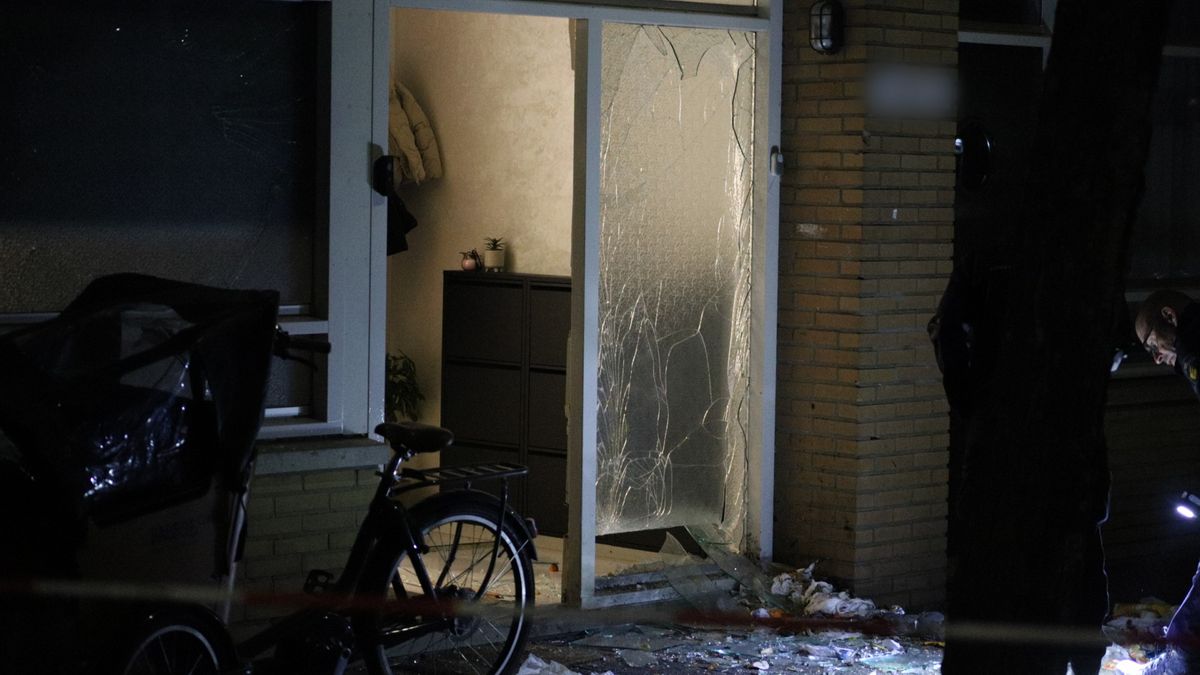 112-nieuws | Explosie bij woning, ruiten beschadigd - Gewonde bij steekpartij in Leiden