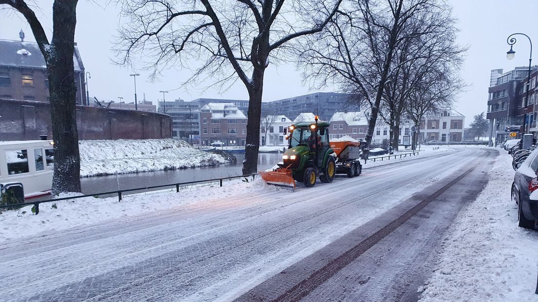 Ook Woerden ligt onder de sneeuw.