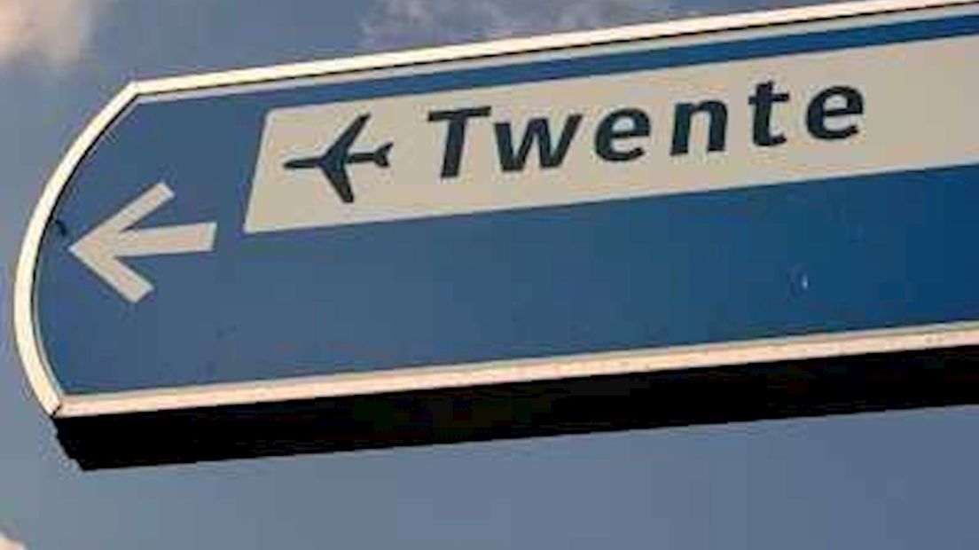 Vliegveld Twente bestaat 80 jaar